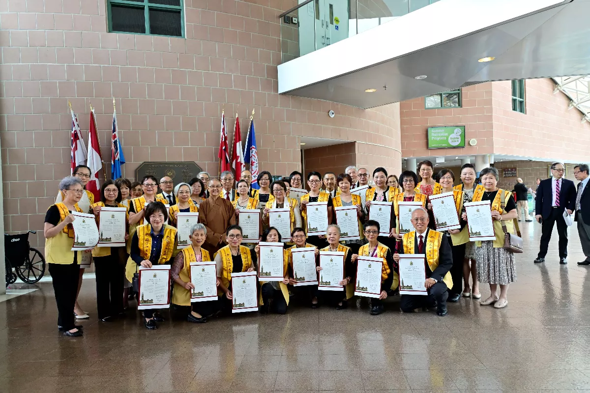Fo Guang Shan Volunteers Honored with the Legacy Award by Canadian Senator for Service and Dedication